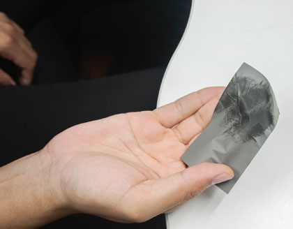 使用後のあぶらとり紙