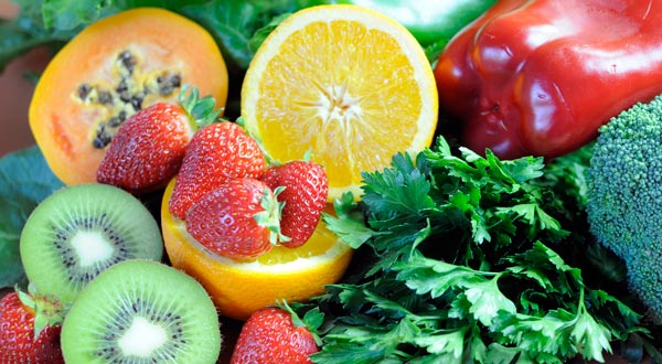 ビタミンC豊富なフルーツと野菜