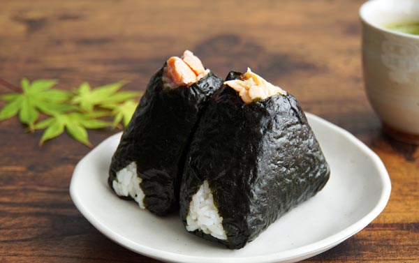 鮭おにぎり